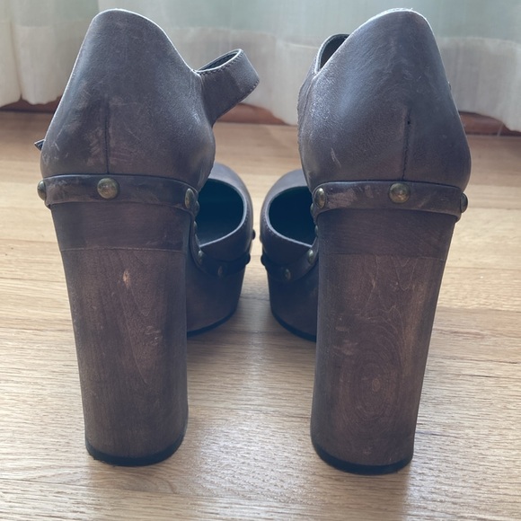 Report Leather Platform Heels - Picture 4 of 5